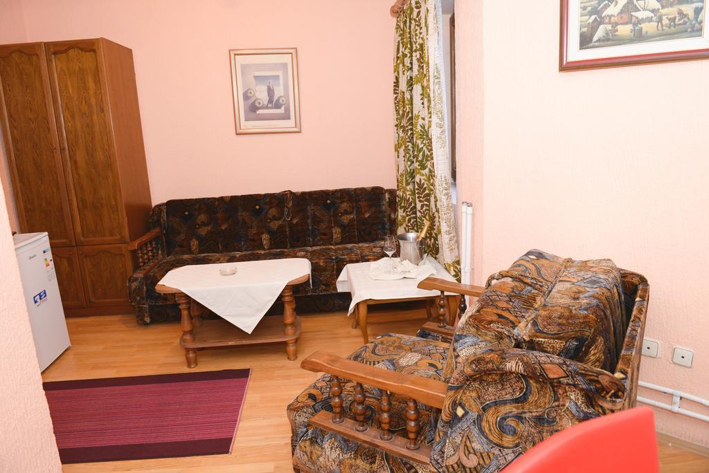 Hotel Beli Dvor Sombor Pokoj fotografie