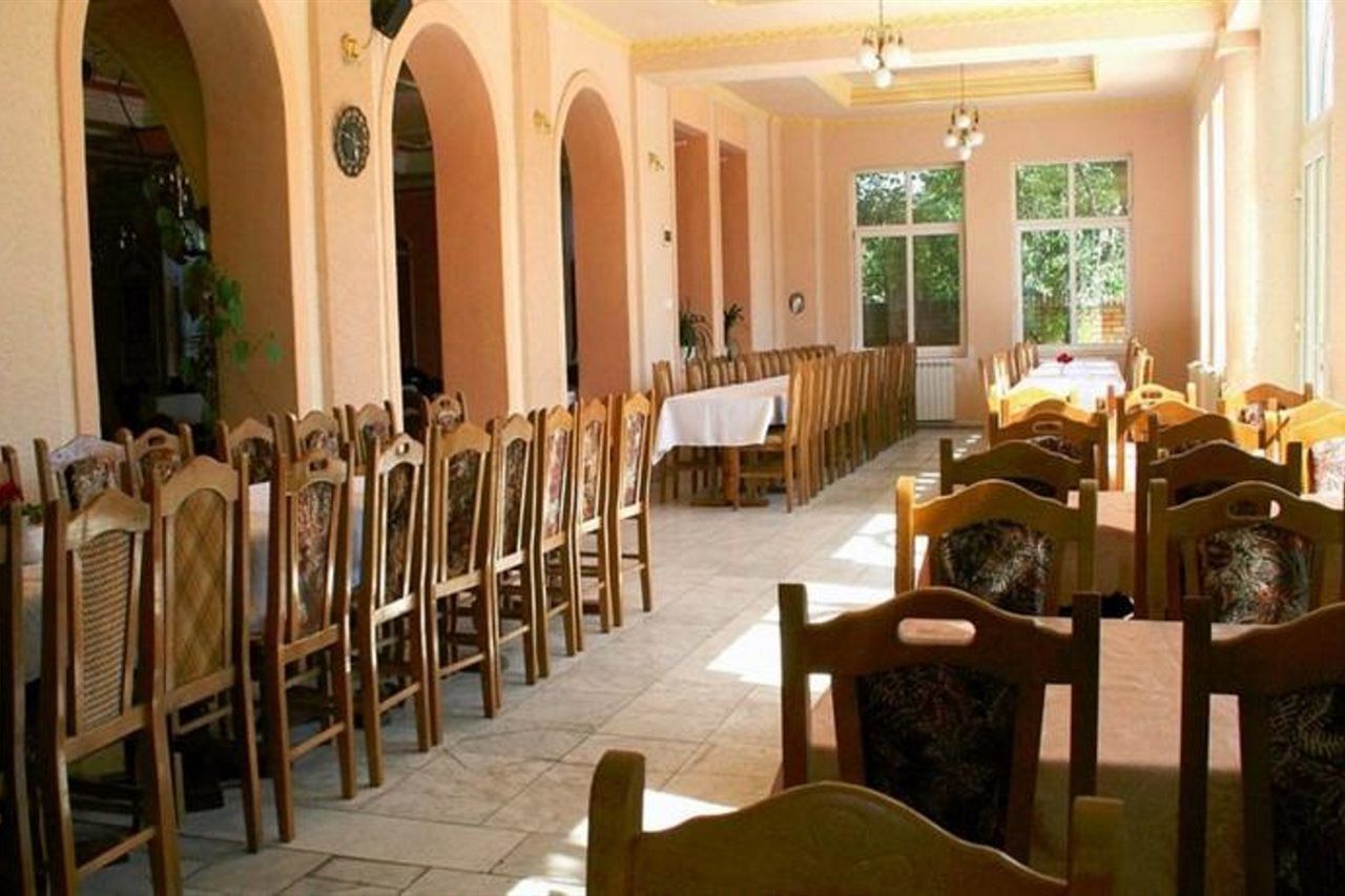Hotel Beli Dvor Sombor Exteriér fotografie